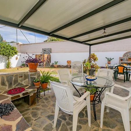 Holiday home Cubo's Cortijos Del Sol Mayoral House *